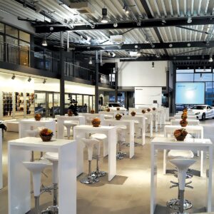 event apero stehtische mit schalen barhockern zum mieten