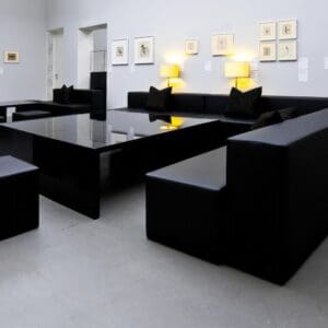 design lounge möbel in schwarz mieten für ausstellung
