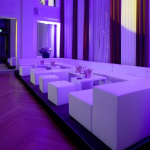 eck lounge garnituren zum mieten in weiss