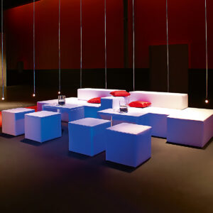 grosses event sofa mieten in weiss