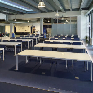 konferenz und seminar tisch mieten mit stühlen