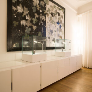 led vitrine mieten für kunstausstellung oder messe