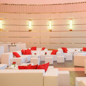 lounge möbel mieten in weiss für hotel event