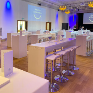 stehtische mit barhocker mieten für konferenz veranstaltung