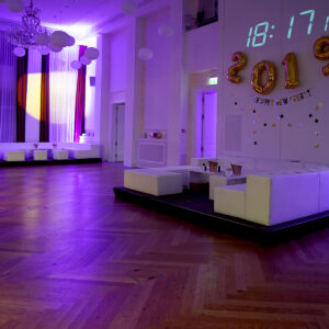 weisse lounge möbel mieten und flexibel kombinieren