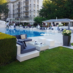 weisse rattan lounge mieten für hotel aussen event