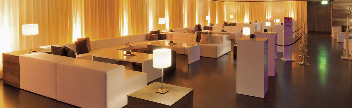 location de canapé d'angle pour salon événementiel