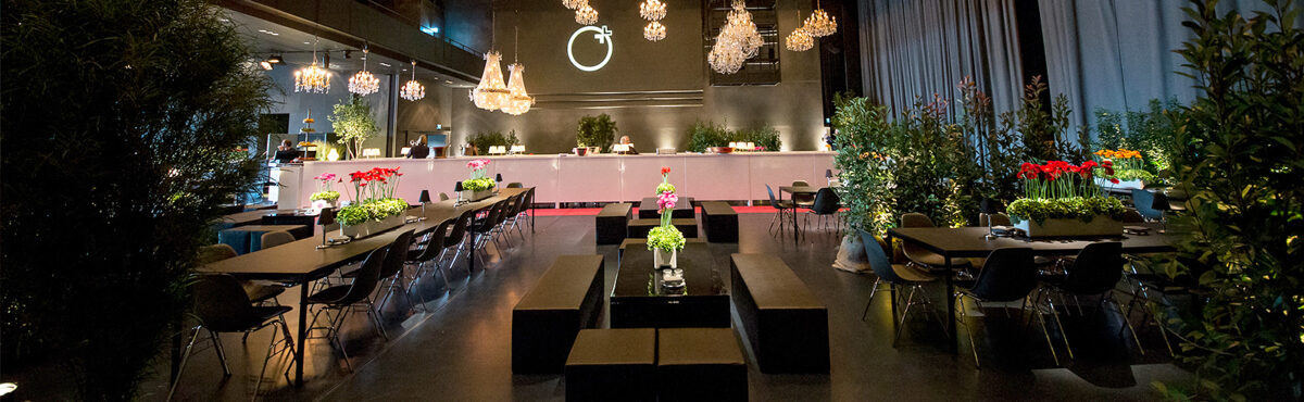 mietmoebel setup mit schwarzen lounge moebel