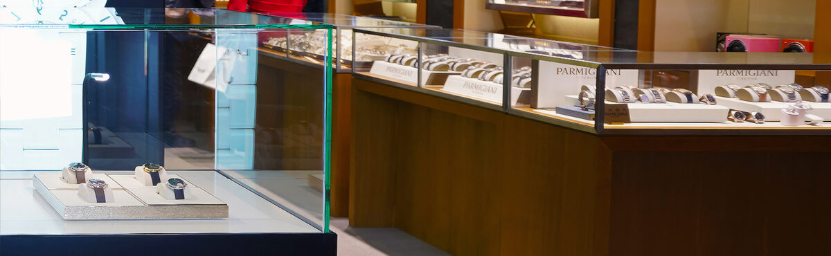 design vitrine mieten fuer uhren und schmuck