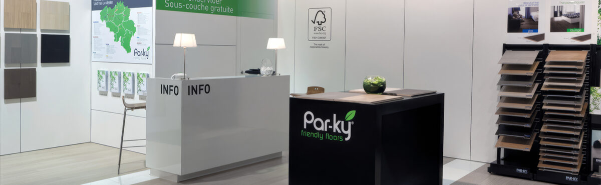 modulare wand an einem messestand